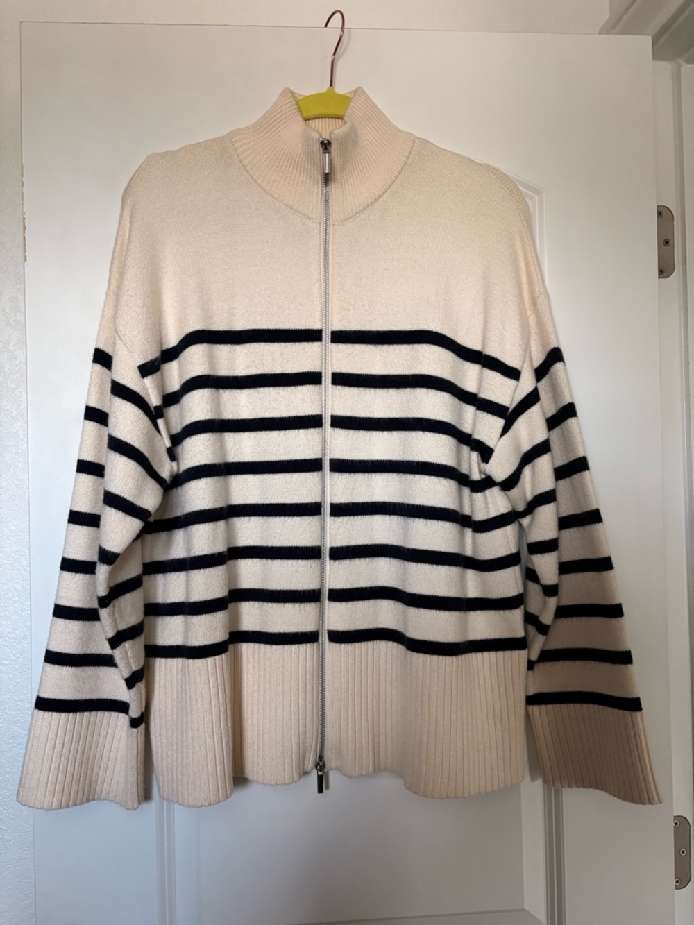 Zara Knit Zip White Black Striped Sweater Sz L EUC